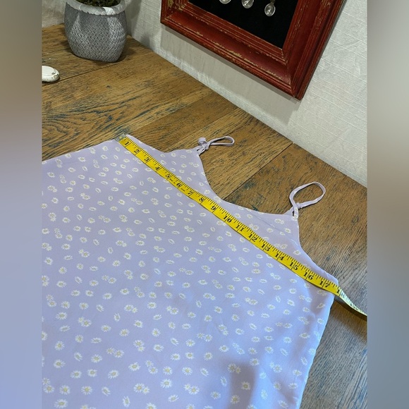 💜 Pink Rose – Lilac Floral Camisole (Size M) - Picture 4 of 10